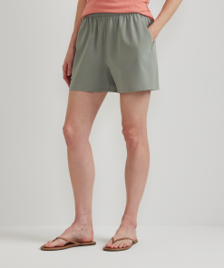 Alternative view of Women's Rio Textured Shorts