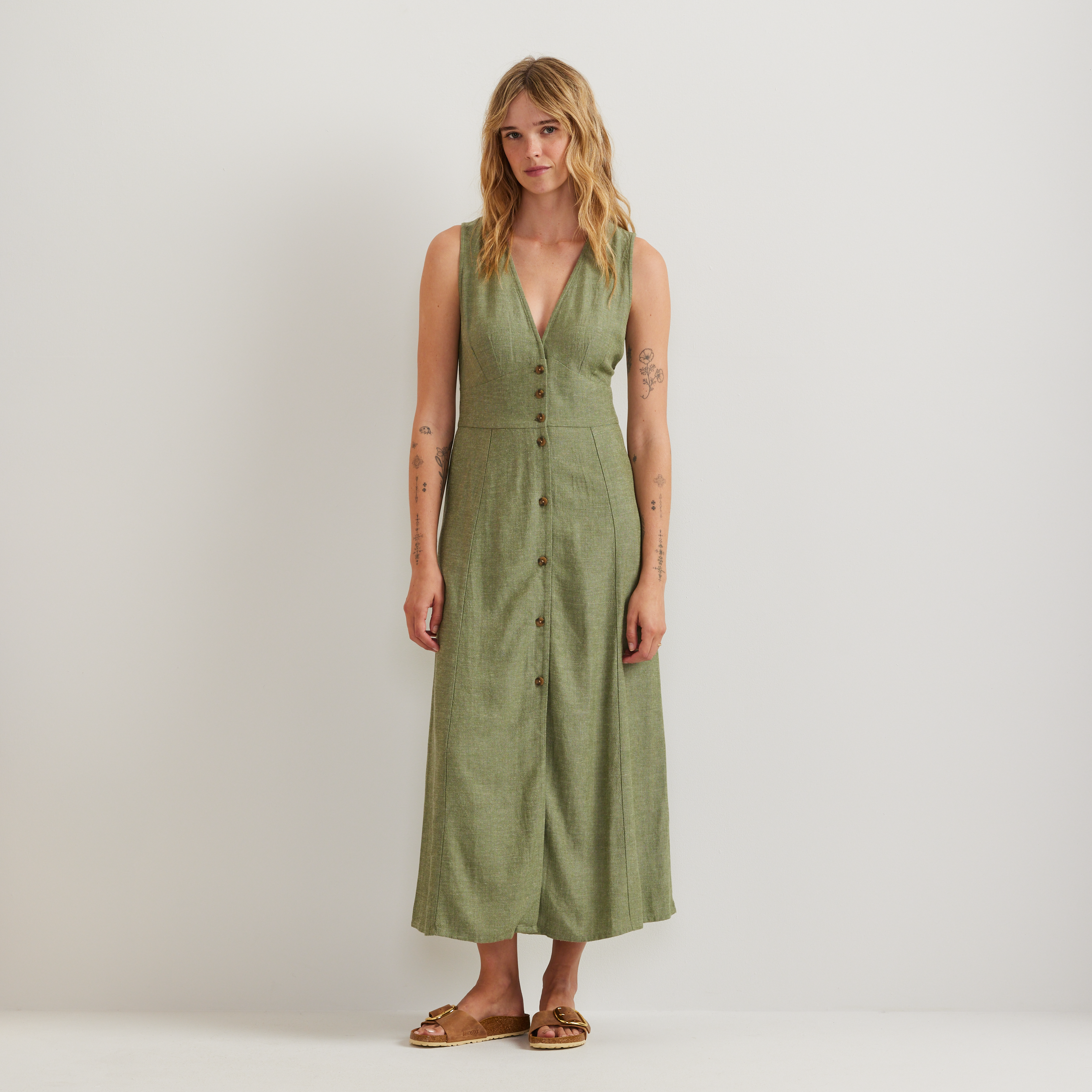 Women's Button Front Midi Dress - Image 4