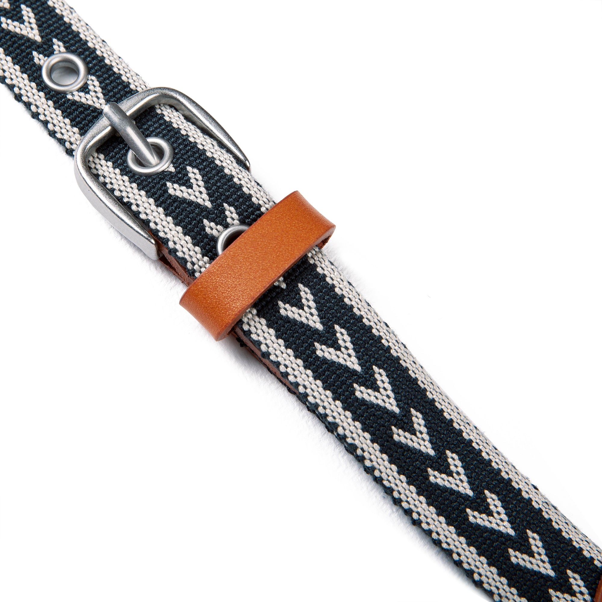 Women's Cascade Woven Belt With Metal Buckle - Image 3