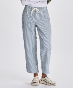 Women's Softened Legend Wash Tie Front Pants